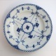 Lundin Antique præsenterer: Royal Copenhagen. Musselmalet, halvblonde. Middagstallerken. Model 571. Diameter ...