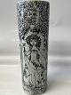 Antik Huset præsenterer: Bjørn Wiinblad, Vase, Tre Gratier, Nymølle.Nr. 3159- 1317.Højde 28,5 cm.