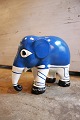 K&Co. præsenterer: Original Super Hero Elephant , designet af Lars Birk - Copenhagen , nummereret 27/125. fra ...