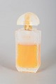 L'Art præsenterer: Lalique, parfumeflaske i krystalglas.