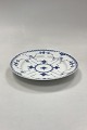 Danam Antik præsenterer: Royal Copenhagen Musselmalet Halvblonde Frokosttallerken No. 572