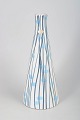 L'Art præsenterer: Mari Simmulson for Upsala Ekeby, Kraka vase.