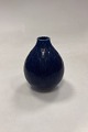 Danam Antik præsenterer: Aluminia Blå Marselis Vase af Nils Thorsson No. 2633