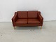 MR Retro Design präsentiert: Exklusives Mogens Hansen MH195 Sofa in Cognac Premium Leder, bestehend aus einem ...