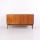 Osted Antik & Design præsenterer: Teak Skænk med Skydelåger, Skuffer og Hylder Dansk Design fra 1960'erne