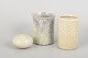 L'Art præsenterer: Lotte Glob, par vaser og skulptur.