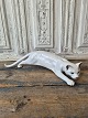 Karstens Antik præsenterer: Royal Copenhagen figur - snigende kat no. 059