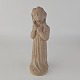 Kinnerup Antik & Porcelæn præsenterer: Figur Pige med telefon16,5 cm