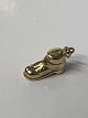Antik Huset præsenterer: Støvler Vedhæng/Charms i 14 karat guld.Højde: 2,3 cm.