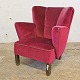 Kinnerup Antik & Porcelæn præsenterer: Polstret lænestol rød velour78 cm