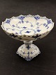 Middelfart Antik præsenterer: Royal Copenhagen musselmalet hel blonde opsats 1/1020