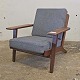 Kinnerup Antik & Porcelæn præsenterer: Wegner lænestolGE290 teak74 cm