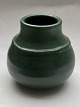 Mindre L. Hjorth vase i grøn glasur