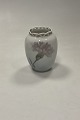 Danam Antik præsenterer: Royal Copenhagen Art Nouveau Vase med gennembrudt top No. 351/160