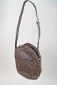 L'Art præsenterer: Louis Vuitton Marceau skuldertaske.