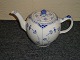 Royal teapot in half blonde Blue fluted No 611. Other parts in stock.
5000m2 showroom.