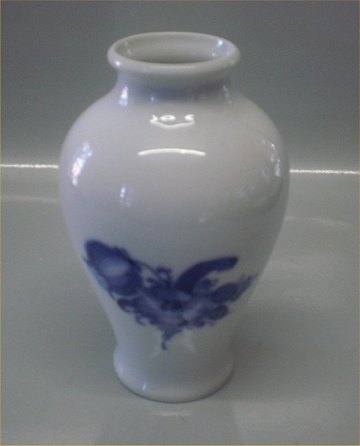 Klosterkælderen - Danish Porcelain Blue Flower braided Tableware 8263-10  Vase 18 cm * - Danish Porcelain Blue Flower braided Tableware 8263-10 Vase  18 cm *