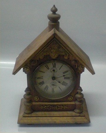 Klosterk lderen Old wooden Junghans mantel clock with bronze