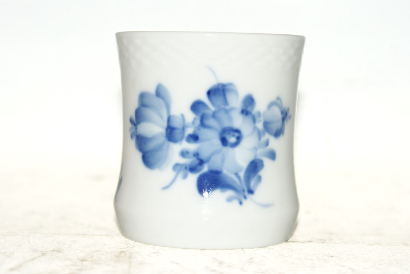 KAD ringen - Royal Copenhagen Blue flower braided Vase 8253