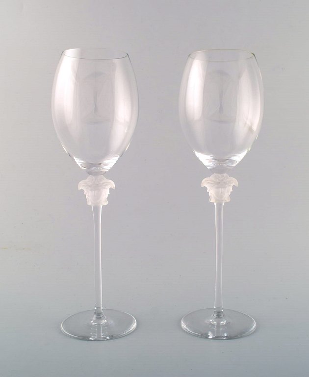Gianni Versace for Rosenthal. 2 red wine glasses. The stem is decorated with 
Medusa.