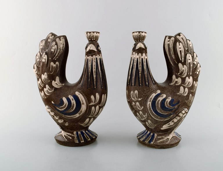 Helge Christoffersen (b.1925, d. 1965), Danish sculptor. A pair of unique 
candlesticks in the shape of hens. Mid. 20th century.