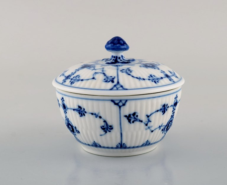 Royal Copenhagen Blue Fluted plain lidded sugar bowl # 1/239.
