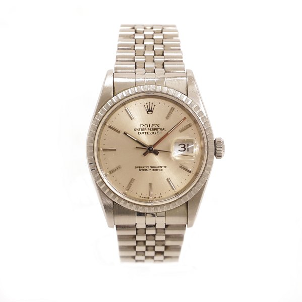 Rolex Oyster Perpetual Datejust.
Ref. 16220.
Box and papers dated 22nd August 1995.
D: 36mm
