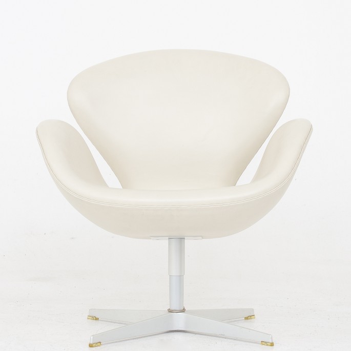 Arne Jacobsen / Fritz Hansen
AJ 3320 - 