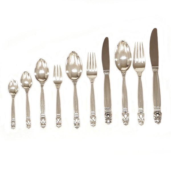 Georg Jensen Acorn Silver cutlery for 12 persons. 147 pieces