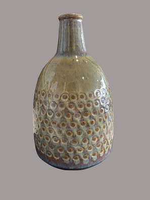 Vase, 3115
Søholm, Bornholm
Stentøj
H: 21 cm
Pæn stand
