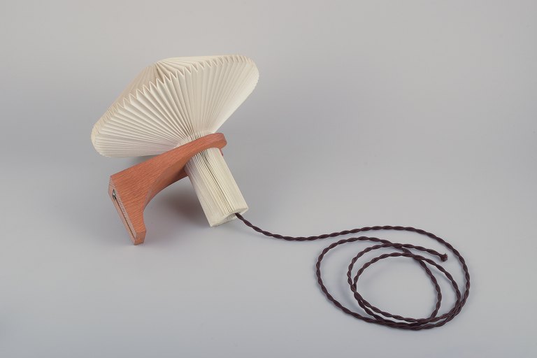 Le Klint wall lamp.
Le Klint 204 - "The Mushroom".