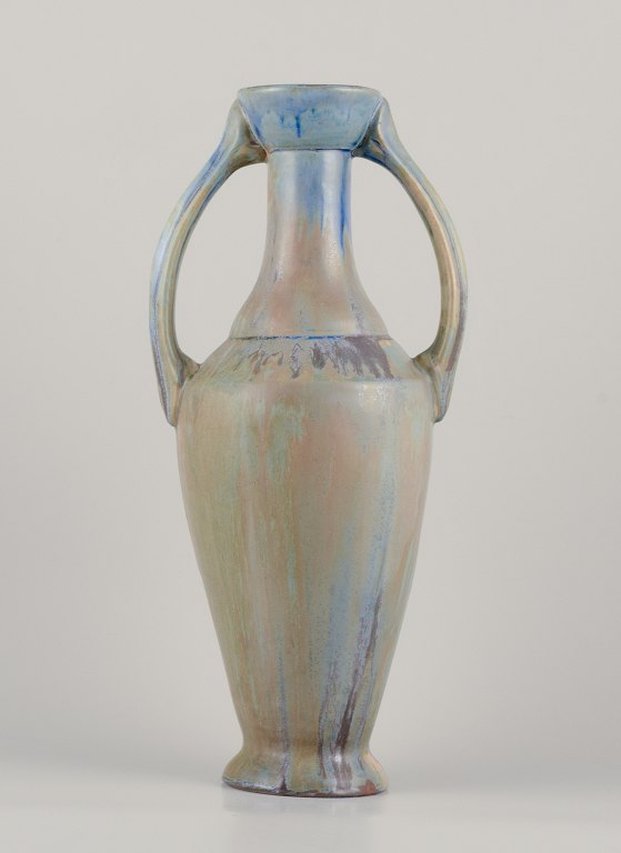 Gilbert Méténier, French ceramicist.
Large impressive ceramic vase with double handles.