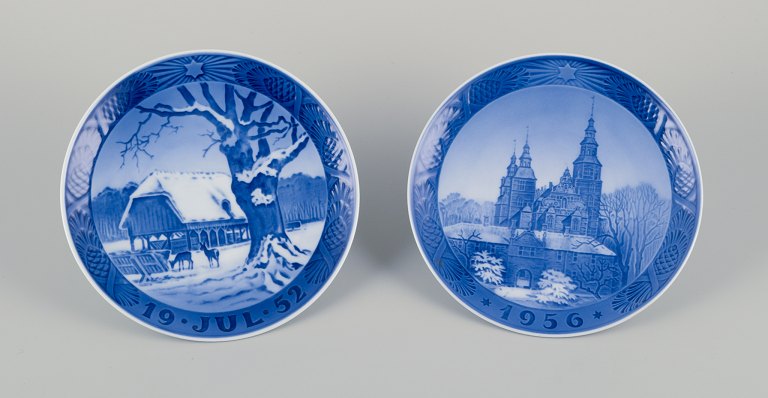 Royal Copenhagen juleplatter fra 1952 og 1956.