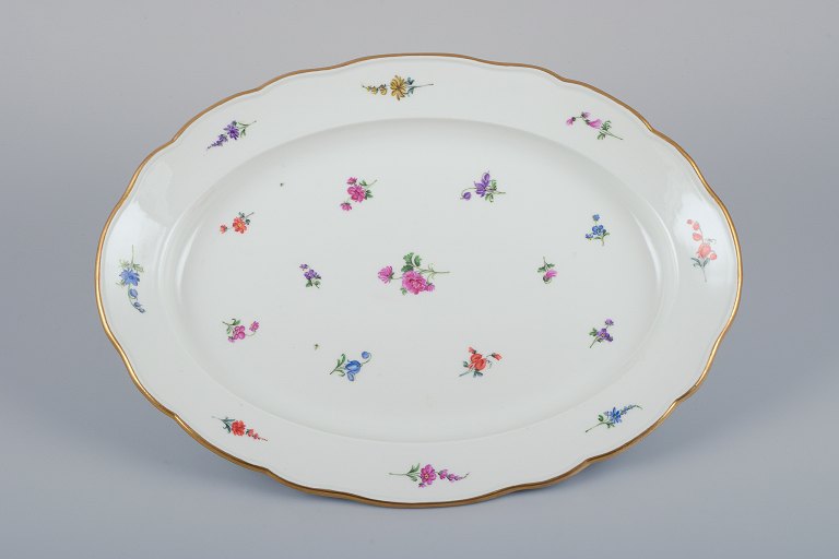 Meissen, Germany, large oval serving platter.