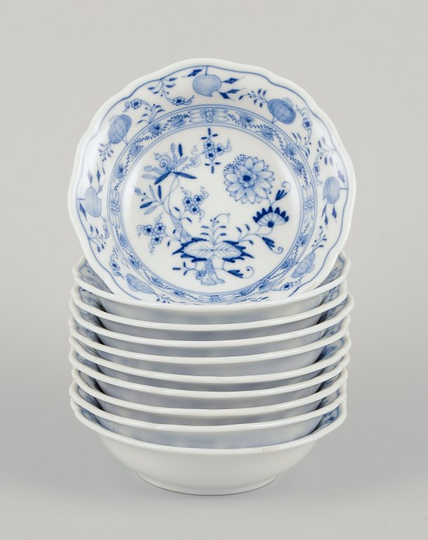 Meissen, Germany. Blue Onion pattern. A set of ten small bowls.