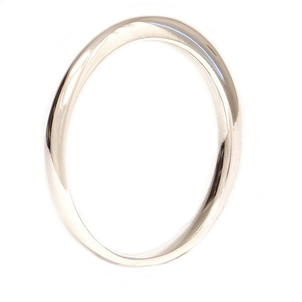 Nanna Ditzel for Georg Jensen 158 sterlingsilver bangle. D inside: 6,3cm. W: 76gr