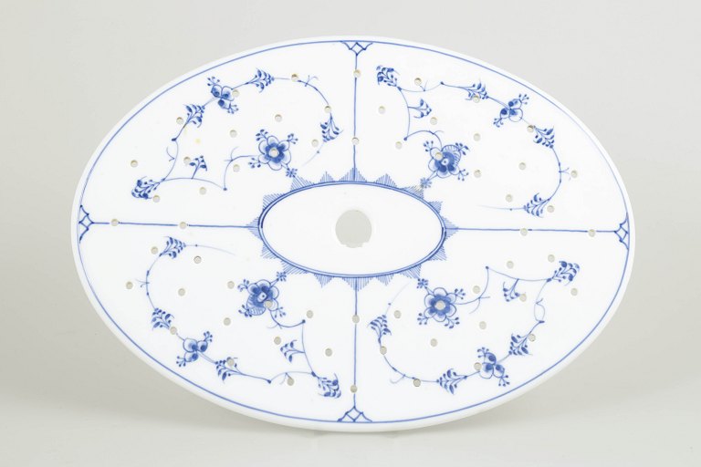 Royal CopenhagenBlue Fluted Plain Fish Strainer Platter, circa 1890.