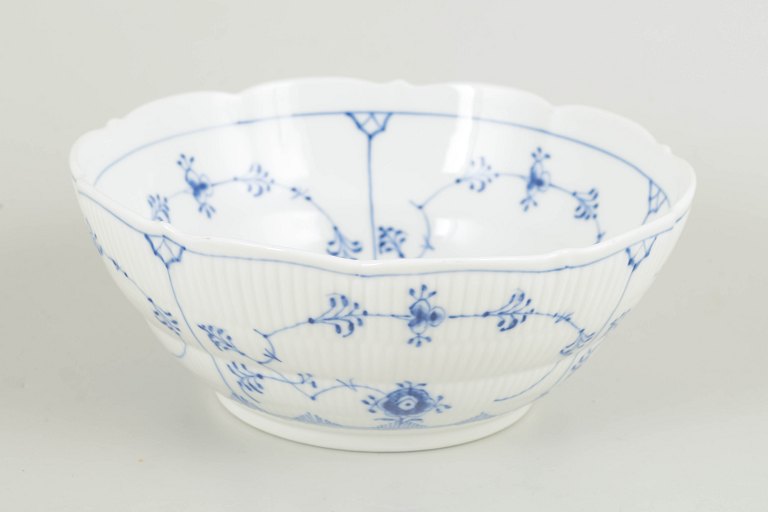 Royal Copenhagen Blue Fluted Plain bowl, 1963.