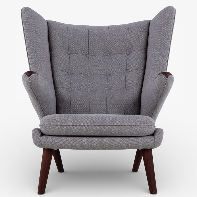 Hans J. Wegner / AP Stolen.AP 19 - Newly upholstered Teddy Bear chair in light grey 