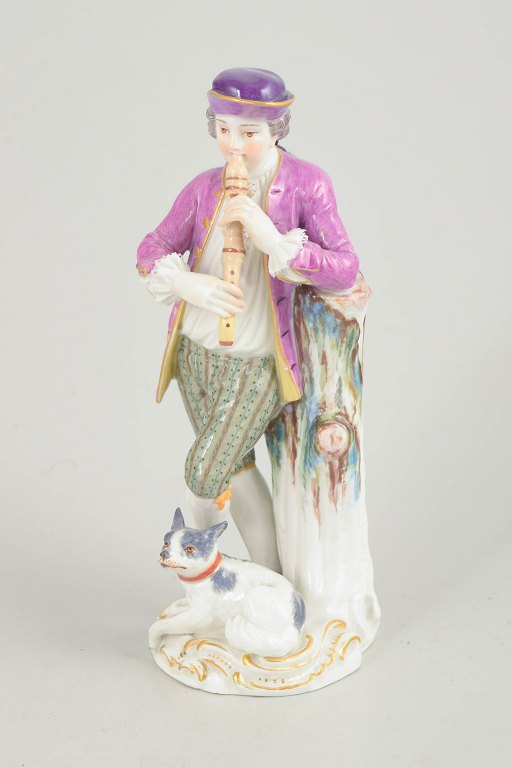 Meissen figur, adelsmand med fløjte og hund.
