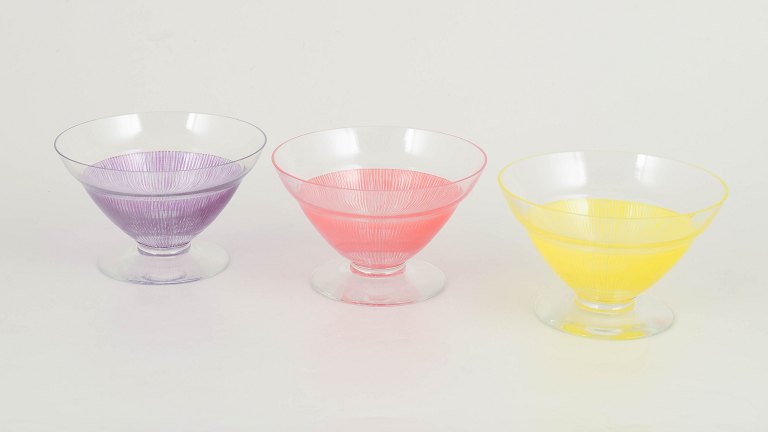 Kosta Boda, sæt af tre cocktailglas/dessertskåle