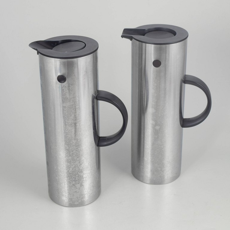 Erik Magnussen for Stelton, termokander i rustfrit stål.