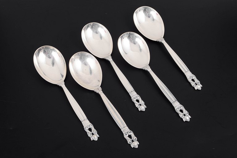 Georg Jensen Konge sæt af fem bouillonskeer.