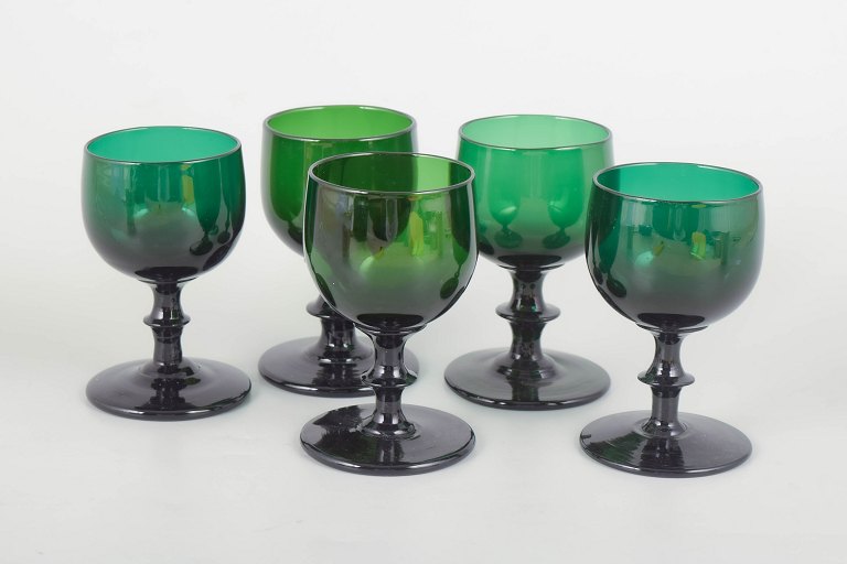 Jacob E. Bang for Holmegaard/Kastrup Glasværk, sæt med fem glas.